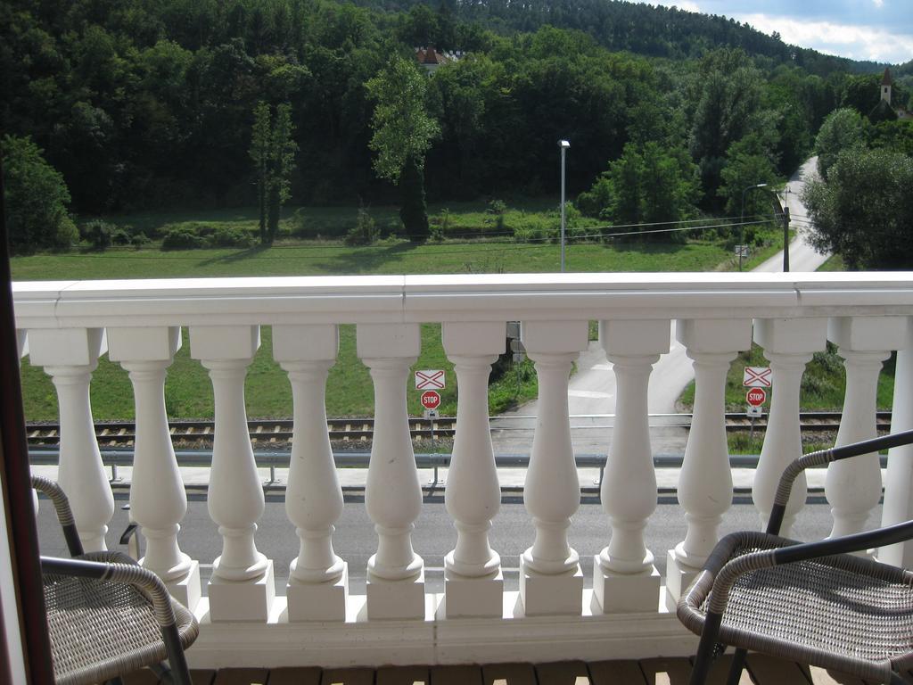 Hotel Kamptalschlössl Plank am Kamp Exterior foto